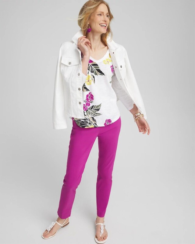 Blooms Abstract V-neck 3/4 Sleeve Tee - image 2
